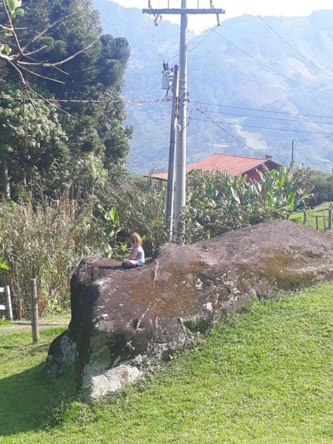 Recanto Embahu São Bento do Sapucaí Exterior foto